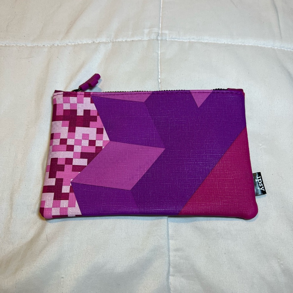 *NEW* Ipsy Cosmetic Bag